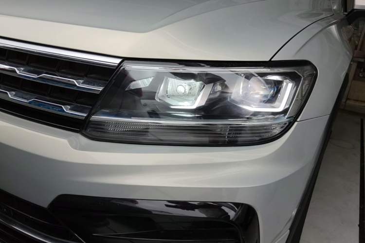 Used Volkswagen Tiguan L 2021 330TSI Automatic Two-Wheel Drive R-Line Enhanced Edition Left Front Headlight