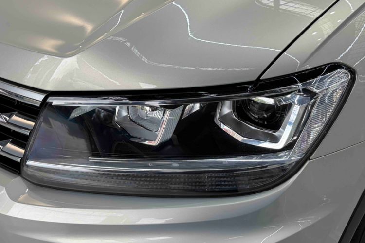 Used Volkswagen Tiguan L 2021 330TSI Automatic Two-Wheel Drive R-Line Enhanced Edition Left Front Headlight