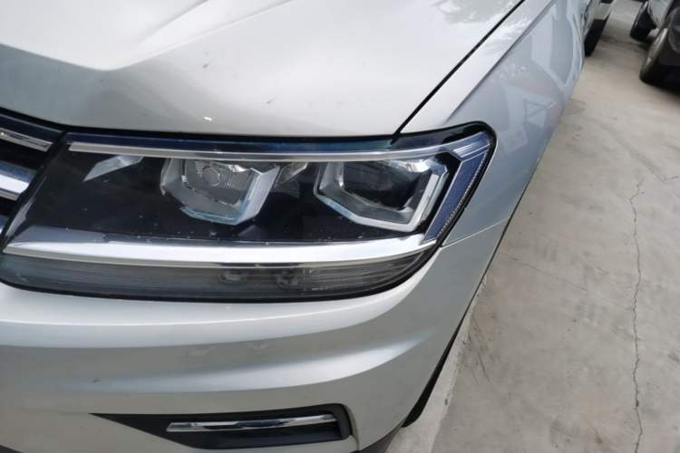 Used Volkswagen Tiguan L 2021 330TSI Automatic Two-Wheel Drive Smart Edition Left Front Headlight