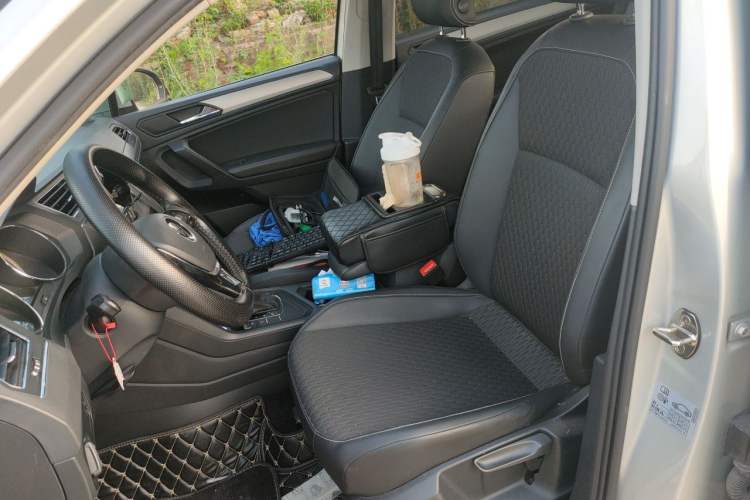 Used Volkswagen Tiguan L 2021 280TSI Automatic Two-Wheel Drive Smart Edition Left Front Seat