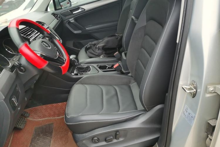 Used Volkswagen Tiguan L 2021 330TSI Automatic Two-Wheel Drive Smart Edition Left Front Seat