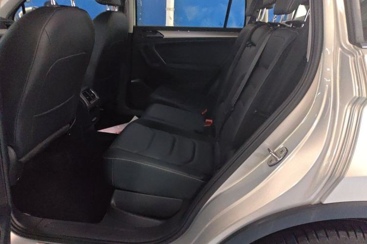 Used Volkswagen Tiguan L 2021 330TSI Automatic Two-Wheel Drive Smart Edition Left Rear Seat