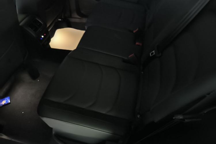 Used Volkswagen Tiguan L 2021 330TSI Automatic Two-Wheel Drive R-Line Enhanced Edition Left Rear Seat