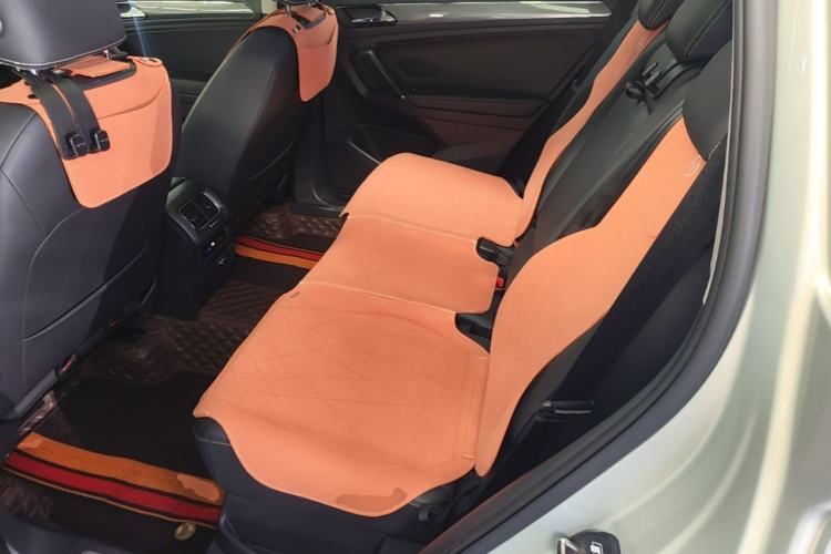 Used Volkswagen Tiguan L 2021 330TSI Automatic Two-Wheel Drive R-Line Enhanced Edition Left Rear Seat
