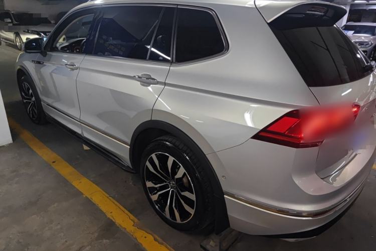Used Volkswagen Tiguan L 2021 330TSI Automatic Two-Wheel Drive R-Line Flagship Edition Left Side