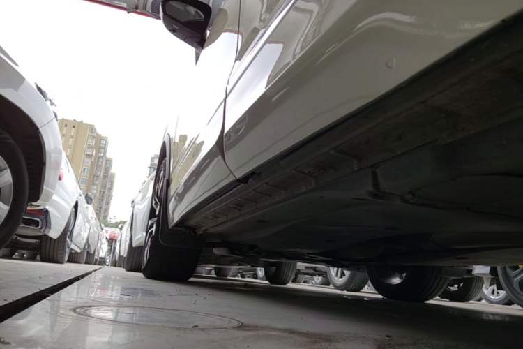 Used Volkswagen Tiguan L 2021 330TSI Automatic Two-Wheel Drive R-Line Enhanced Edition Left Side Sill