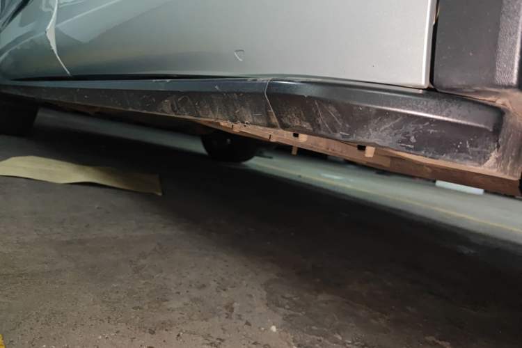 Used Volkswagen Tiguan L 2021 330TSI Automatic Two-Wheel Drive R-Line Flagship Edition Left Side Sill