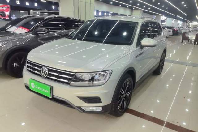 Used Volkswagen Tiguan L 2021 280TSI Automatic Two-Wheel Drive Comfort Edition – Low-Trim Version