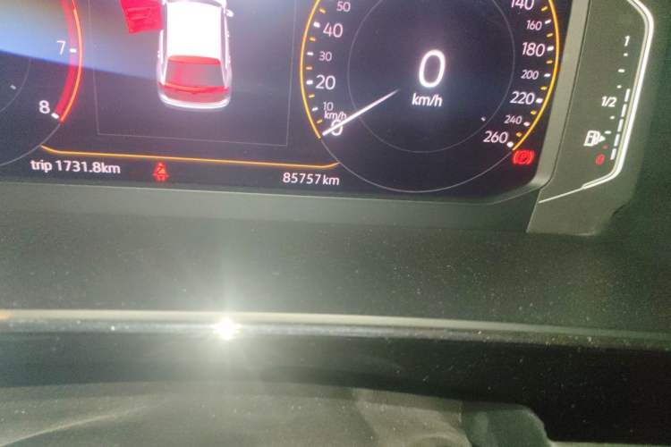 Used Volkswagen Tiguan L 2021 330TSI Automatic Two-Wheel Drive Smart Edition Odometer Close Up