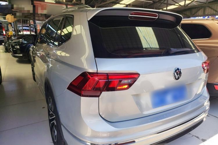 Used Volkswagen Tiguan L 2021 330TSI Automatic Two-Wheel Drive R-Line Enhanced Edition Rear Left 45 Deg