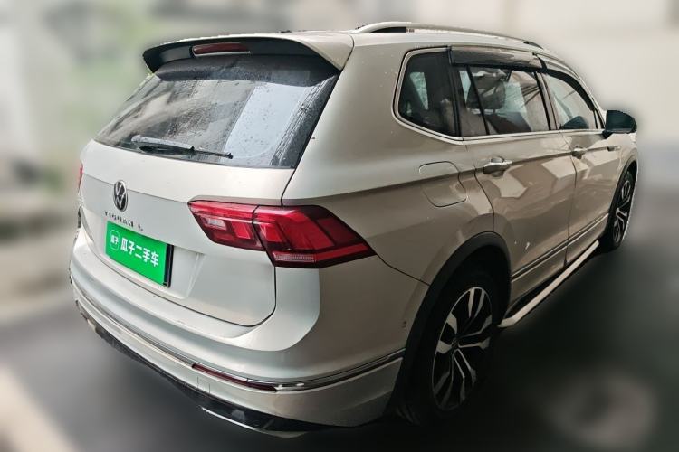 Used Volkswagen Tiguan L 2021 330TSI Automatic Two-Wheel Drive R-Line Flagship Edition Rear Right 45 Deg