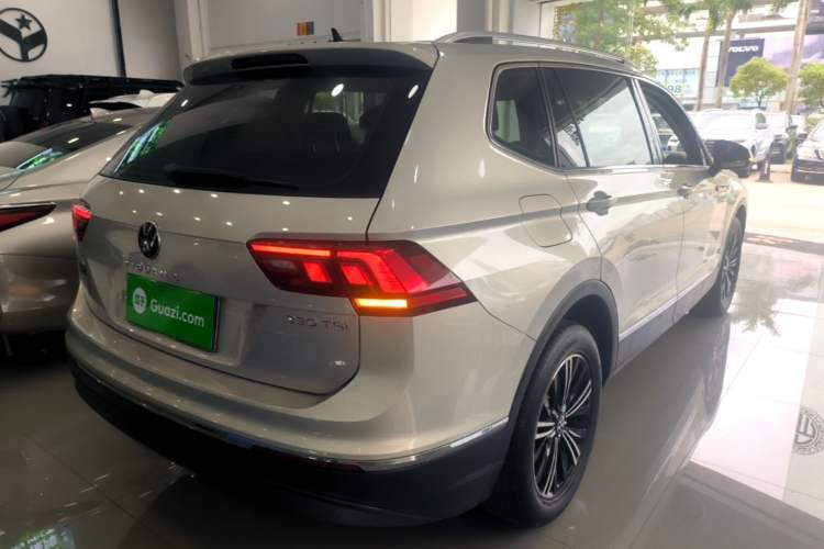 Used Volkswagen Tiguan L 2021 330TSI Automatic Two-Wheel Drive Smart Edition Rear Right 45 Deg