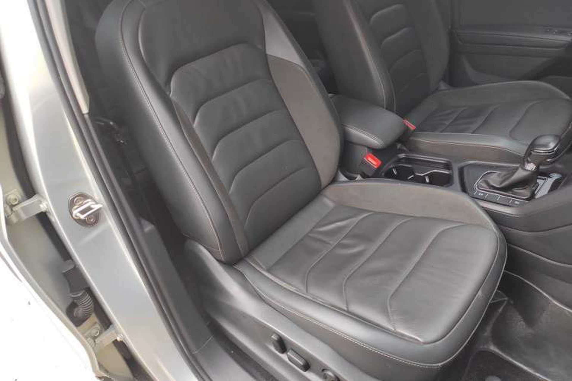 Used Volkswagen Tiguan L 2021 330TSI Automatic Two-Wheel Drive Smart Edition Right Front Seat
