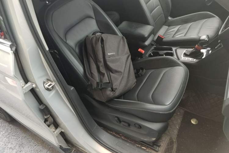 Used Volkswagen Tiguan L 2021 330TSI Automatic Two-Wheel Drive Smart Edition Right Front Seat