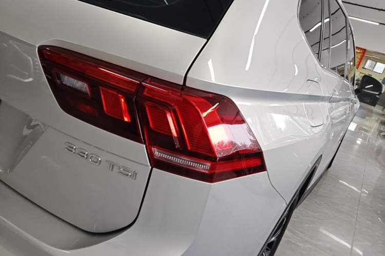 Used Volkswagen Tiguan L 2021 330TSI Automatic Two-Wheel Drive Smart Edition Right Rear Taillight