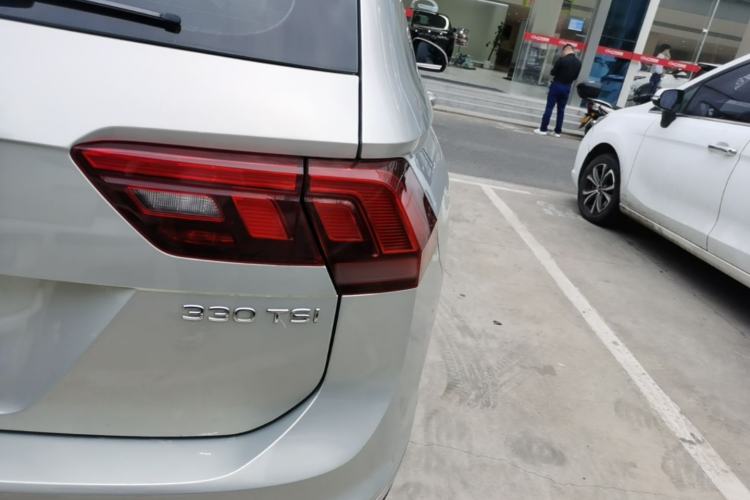 Used Volkswagen Tiguan L 2021 330TSI Automatic Two-Wheel Drive Smart Edition Right Rear Taillight