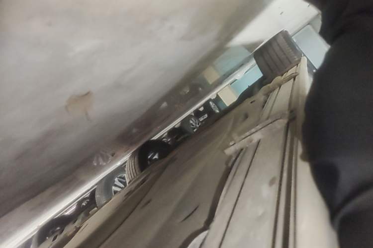 Used Volkswagen Tiguan L 2021 330TSI Automatic Two-Wheel Drive R-Line Enhanced Edition Right Side Sill