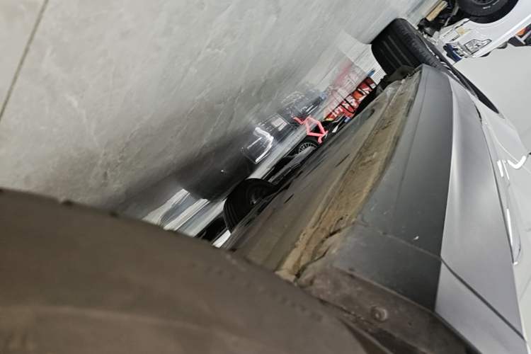 Used Volkswagen Tiguan L 2021 330TSI Automatic Two-Wheel Drive Smart Edition Right Side Sill