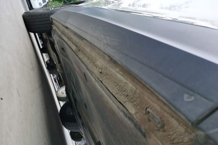 Used Volkswagen Tiguan L 2021 330TSI Automatic Two-Wheel Drive Smart Edition Right Side Sill