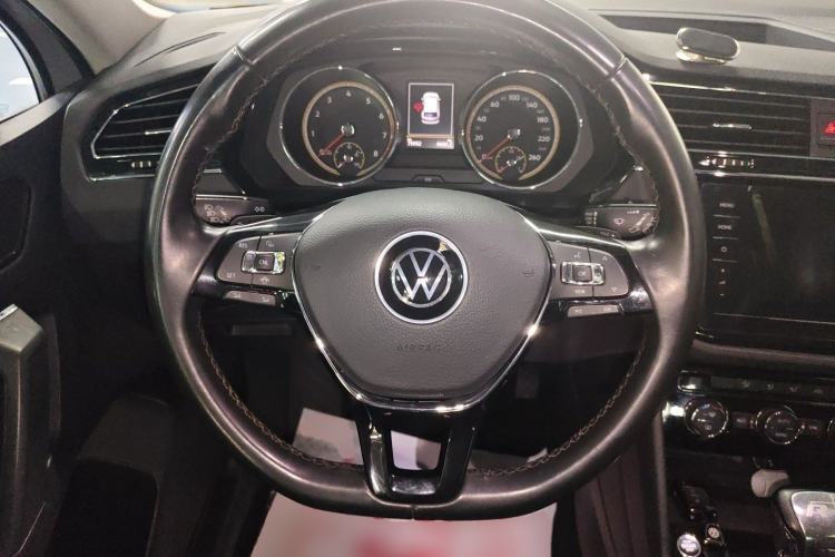 Used Volkswagen Tiguan L 2021 330TSI Automatic Two-Wheel Drive Smart Edition Steering Wheel