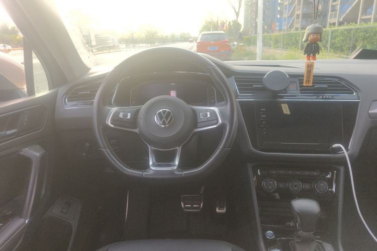 Used Volkswagen Tiguan L 2021 330TSI Automatic Two-Wheel Drive R-Line Enhanced Edition Steering Wheel