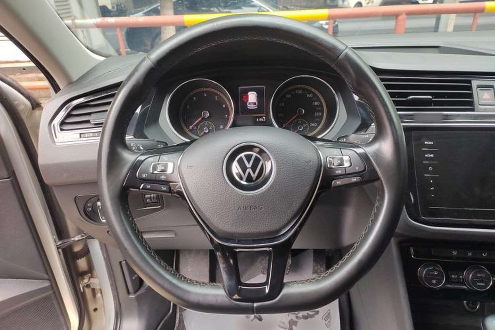 Used Volkswagen Tiguan L 2021 330TSI Automatic Two-Wheel Drive Smart Edition Steering Wheel