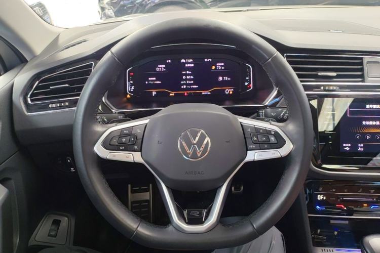 Used Volkswagen Tiguan L 2021 330TSI Automatic Two-Wheel Drive R-Line Enhanced Edition Steering Wheel