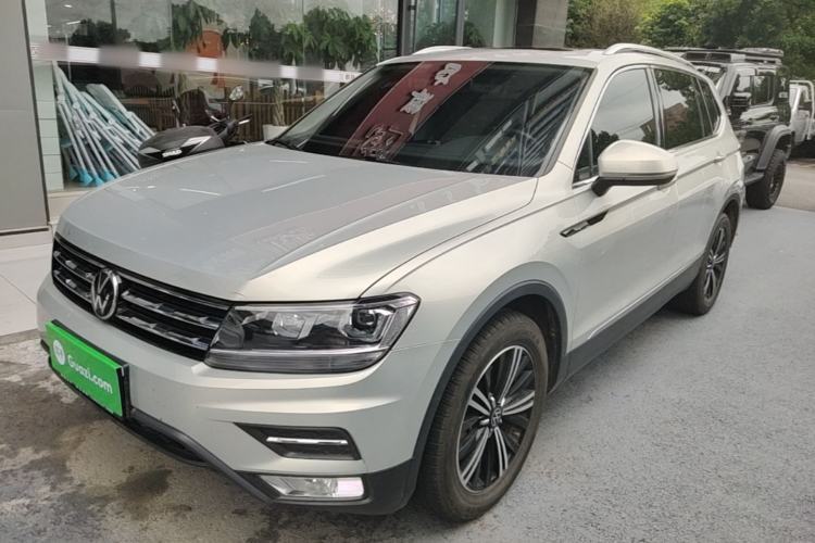 Used Volkswagen Tiguan L 2021 330TSI Automatic Two-Wheel Drive Smart Edition Guazi used car, China used car export, Used car for sale, Used cars, Cheapest cars for sale
