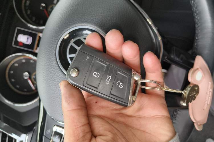 Used Volkswagen Tiguan L 2021 330TSI Automatic Two-Wheel Drive Smart Edition Vehicle Key