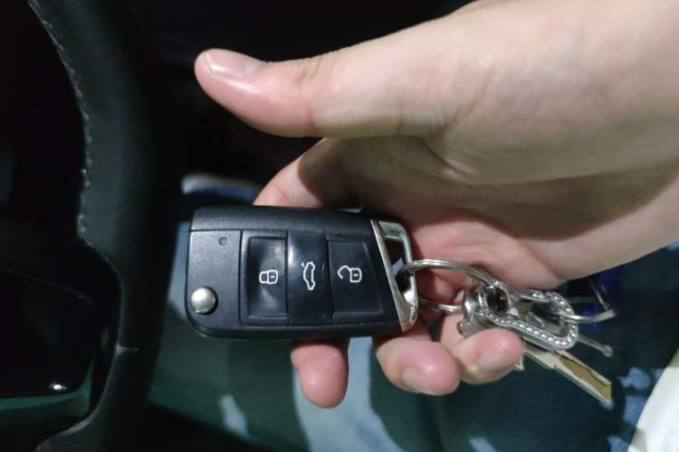 Used Volkswagen Tiguan L 2021 330TSI Automatic Two-Wheel Drive Smart Edition Vehicle Key