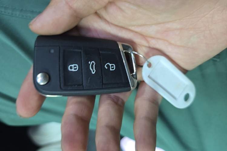 Used Volkswagen Tiguan L 2021 330TSI Automatic Two-Wheel Drive R-Line Enhanced Edition Vehicle Key
