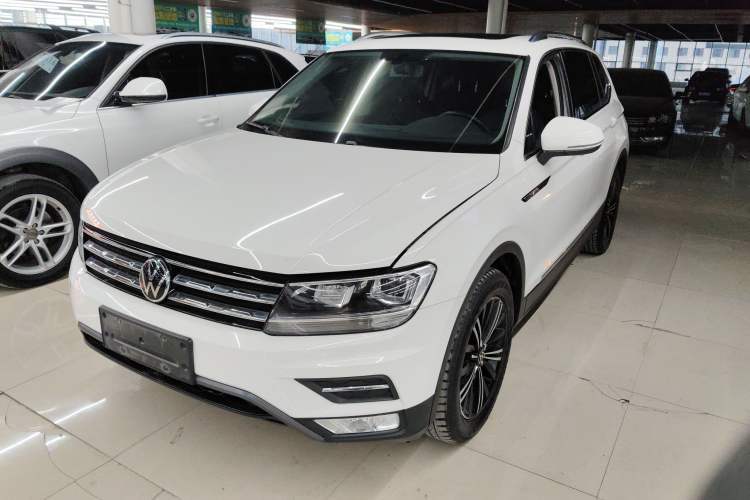 Used Volkswagen Tiguan L 2021 330TSI Automatic Two-Wheel Drive Smart Edition Guazi used car, China used car export, Used car for sale, Used cars, Cheapest cars for sale
