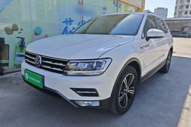 Używany Volkswagen Tiguan L 2021 330TSI Automatic Two-Wheel Drive Smart Edition
