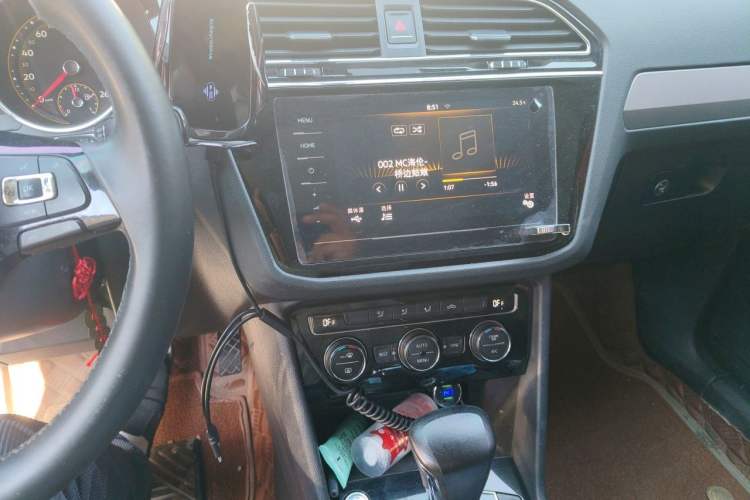 Used Volkswagen Tiguan L 2021 330TSI Automatic Two-Wheel Drive Smart Edition Audio And AC Panel