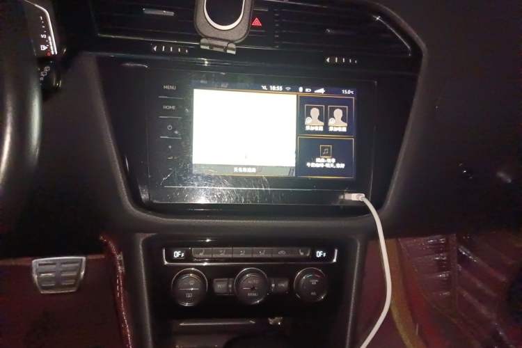 Used Volkswagen Tiguan L 2021 330TSI Automatic Two-Wheel Drive R-Line Enhanced Edition Audio And AC Panel