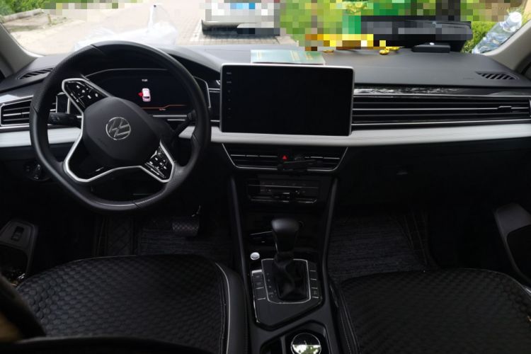 Used Volkswagen Tiguan L 2021 330TSI Automatic Two-Wheel Drive Smart Edition Center Console