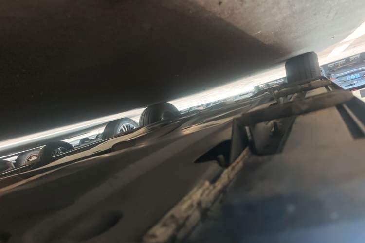 Used Volkswagen Tiguan L 2021 330TSI Automatic Two-Wheel Drive Smart Edition Chassis Front Right