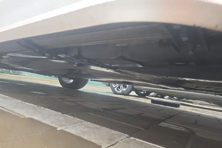 Used Volkswagen Tiguan L 2021 330TSI Automatic Two-Wheel Drive R-Line Flagship Edition Chassis Rear Left