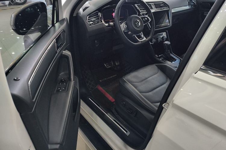 Used Volkswagen Tiguan L 2021 330TSI Automatic Two-Wheel Drive R-Line Flagship Edition Driver Seat