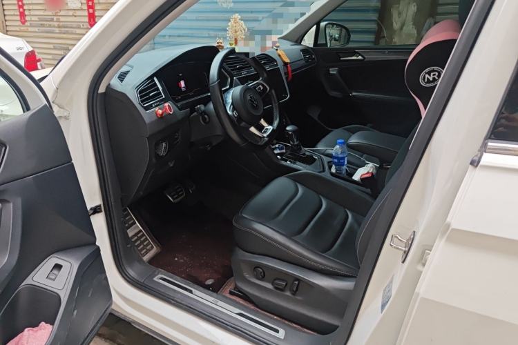 Used Volkswagen Tiguan L 2021 330TSI Automatic Two-Wheel Drive R-Line Enhanced Edition Driver Seat