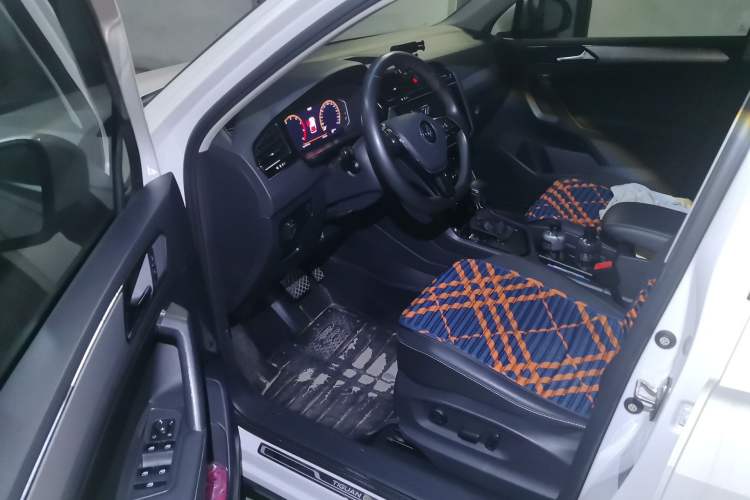 Used Volkswagen Tiguan L 2021 330TSI Automatic Two-Wheel Drive Smart Edition Driver Seat