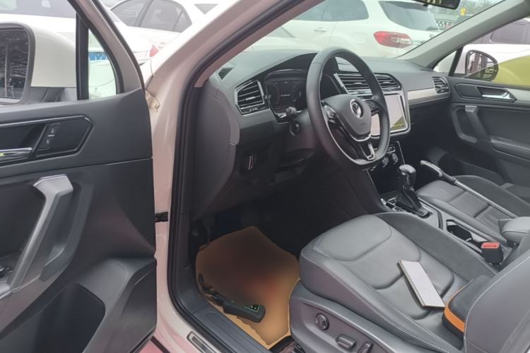 Used Volkswagen Tiguan L 2021 280TSI Automatic Two-Wheel Drive Smart Edition Driver Seat