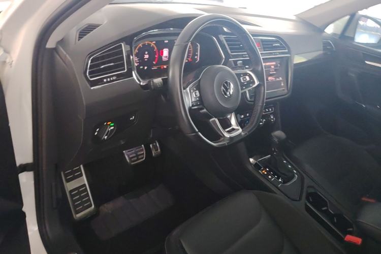 Used Volkswagen Tiguan L 2021 330TSI Automatic Two-Wheel Drive R-Line Enhanced Edition Driver Seat
