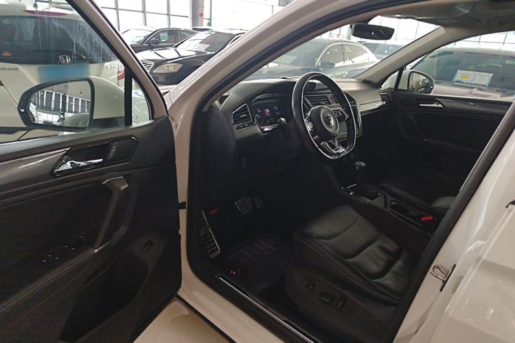 Used Volkswagen Tiguan L 2021 330TSI Automatic Two-Wheel Drive R-Line Enhanced Edition Driver Seat