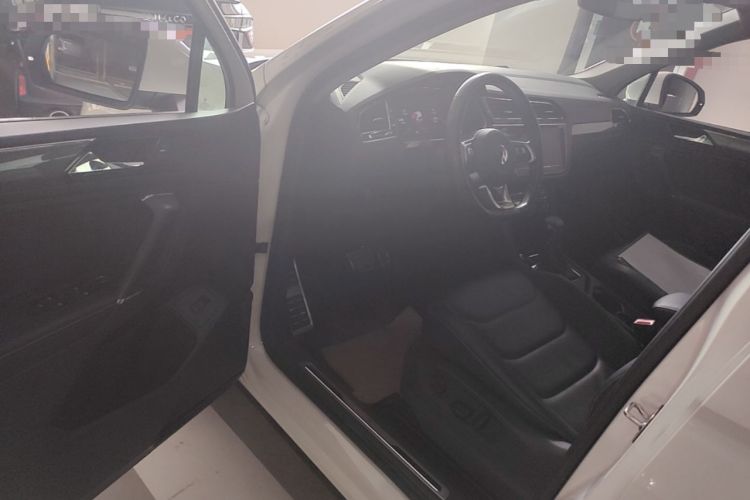 Used Volkswagen Tiguan L 2021 330TSI Automatic Two-Wheel Drive R-Line Enhanced Edition Driver Seat