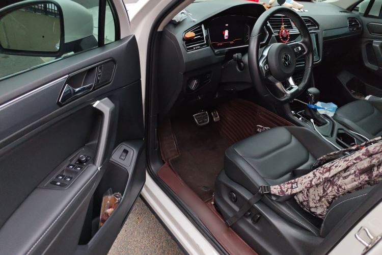 Used Volkswagen Tiguan L 2021 330TSI Automatic Two-Wheel Drive R-Line Enhanced Edition Driver Seat