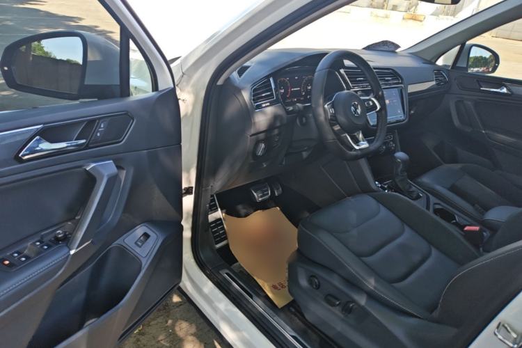 Used Volkswagen Tiguan L 2021 330TSI Automatic Two-Wheel Drive R-Line Enhanced Edition Driver Seat