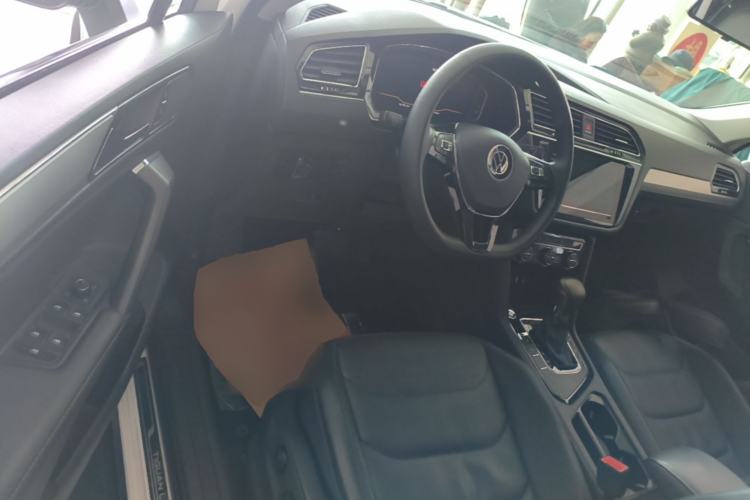 Used Volkswagen Tiguan L 2021 330TSI Automatic Two-Wheel Drive Smart Edition Driver Seat