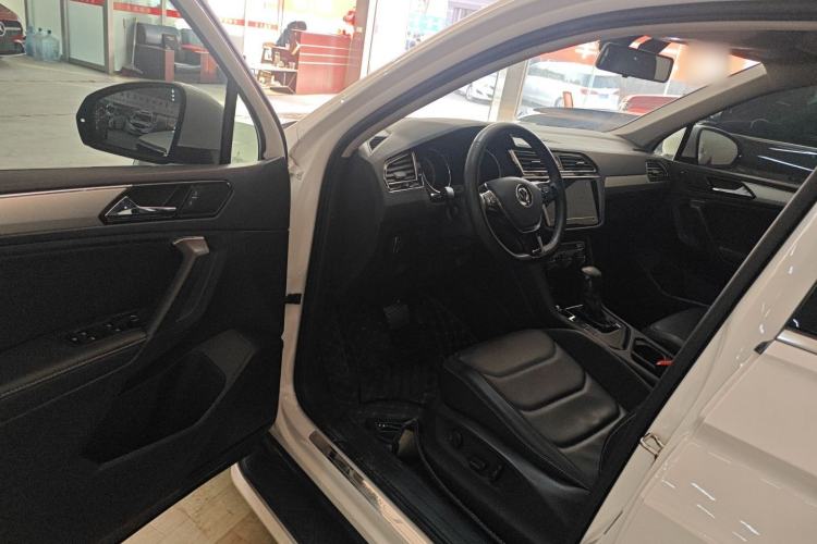 Used Volkswagen Tiguan L 2021 330TSI Automatic Two-Wheel Drive Smart Edition Driver Seat