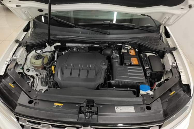 Used Volkswagen Tiguan L 2021 330TSI Automatic Two-Wheel Drive Smart Edition Engine Bay